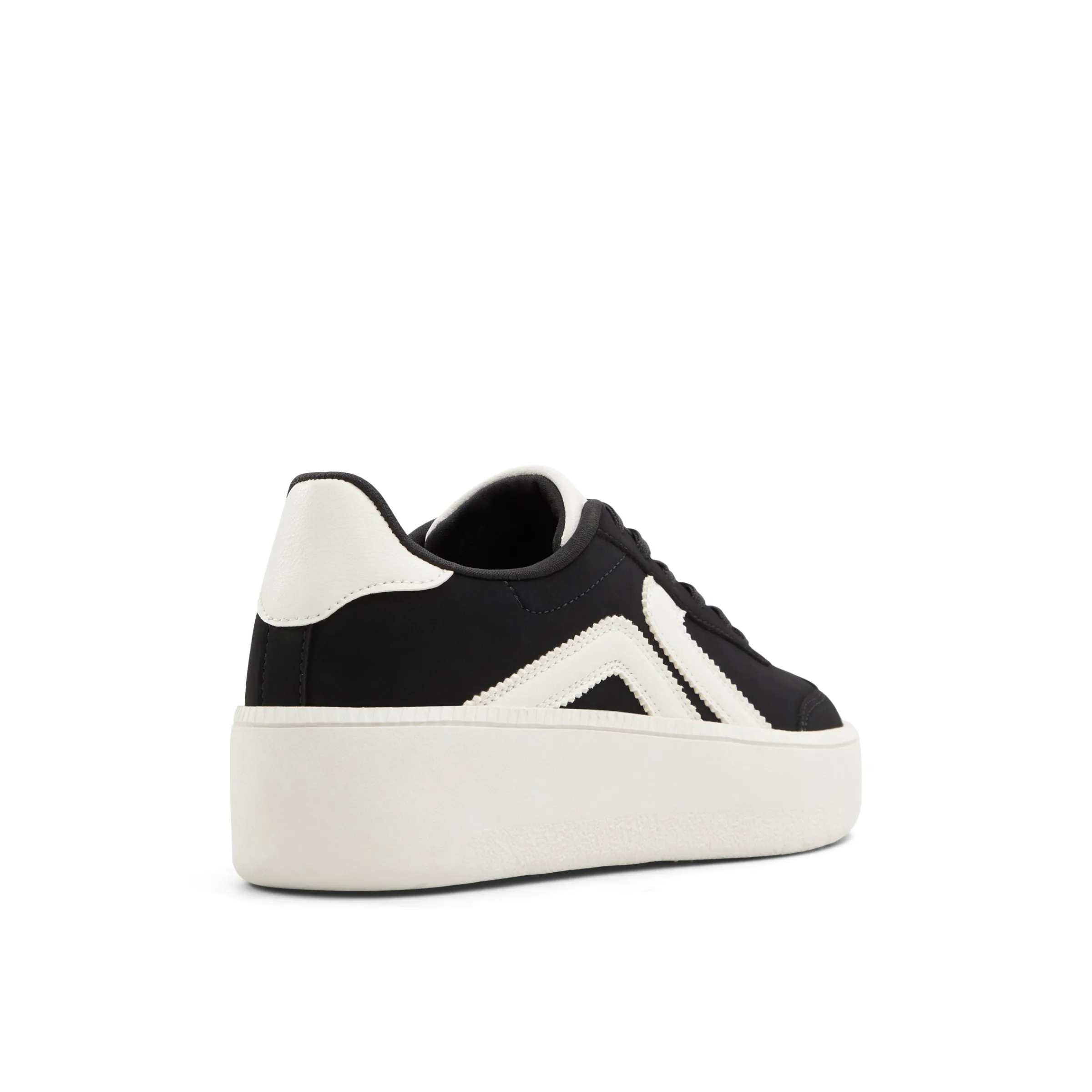alixe_2.webp Call It Spring Alixe Black Store