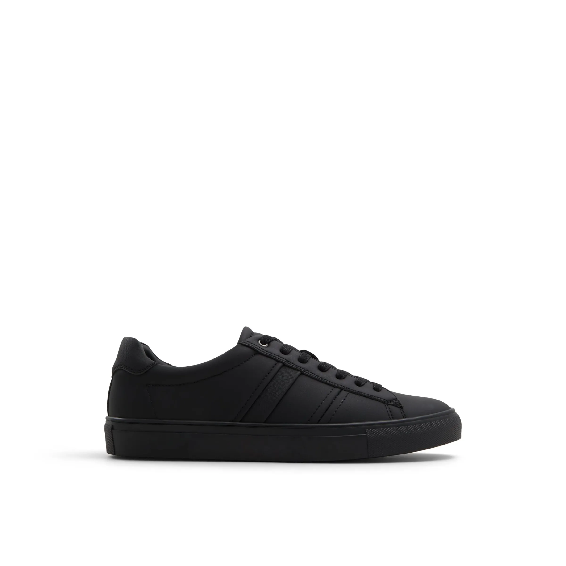 munroe_0-2.webp Call It Spring Munroe Black Fashion